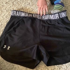 Under armor shorts black